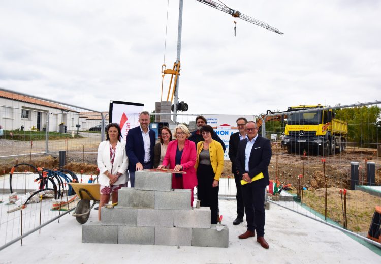 pose de première pierre - projet de 48 logements - Talmont-Saint-Hilaire